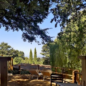 (Ginestra Lodge tent vista)